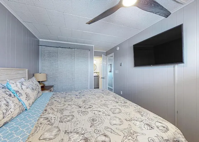 Holiday home Oceanfront Calypso With Wifi Ocean View Balcony Washer & Dryer & Shared Pool