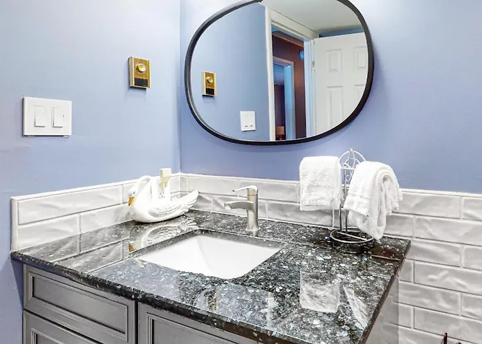 Oceanfront Calypso With Wifi Ocean View Balcony Washer & Dryer & Shared Pool * Ocean City